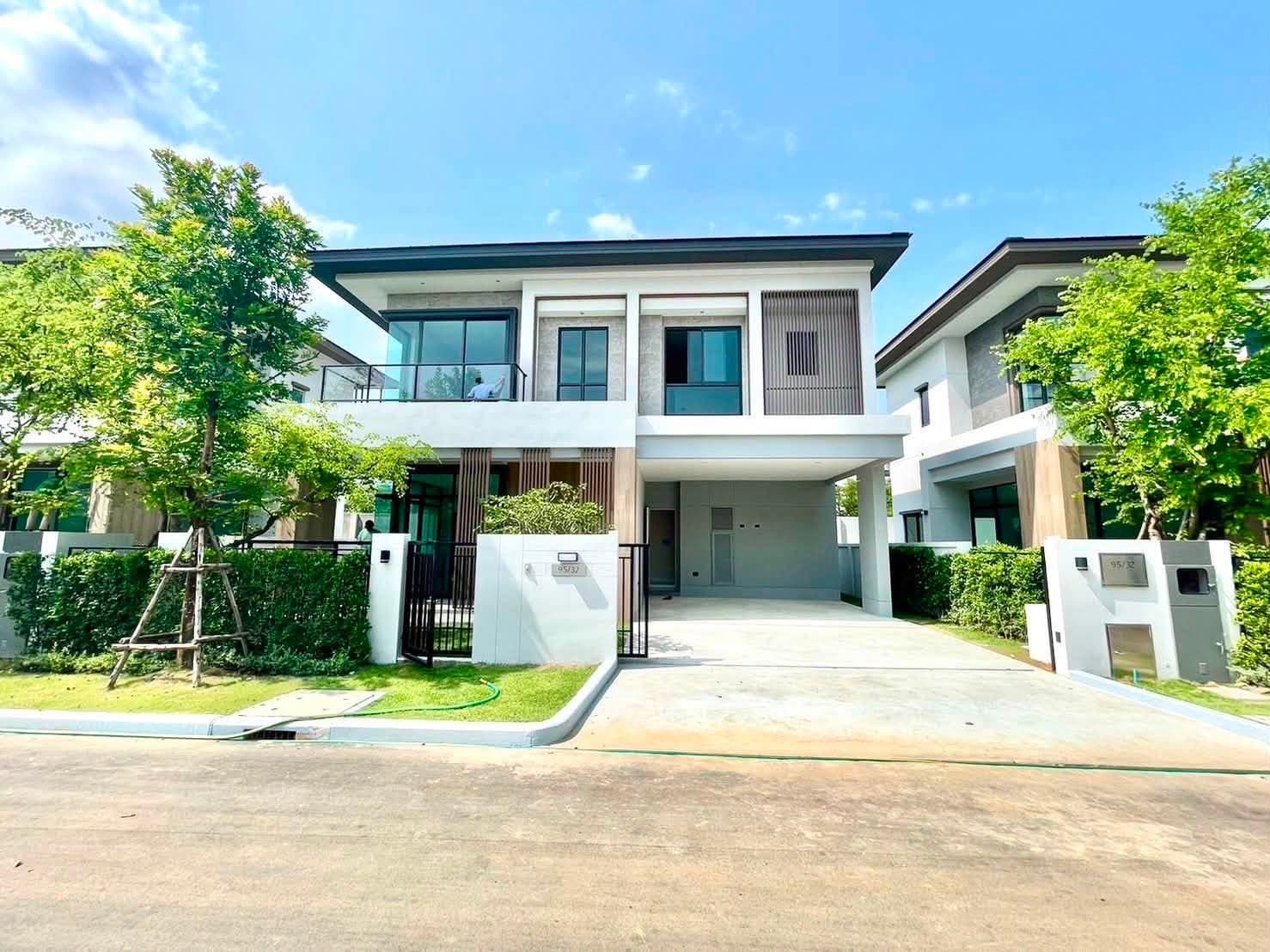 Bangkok Boulevard Bangna Km 5